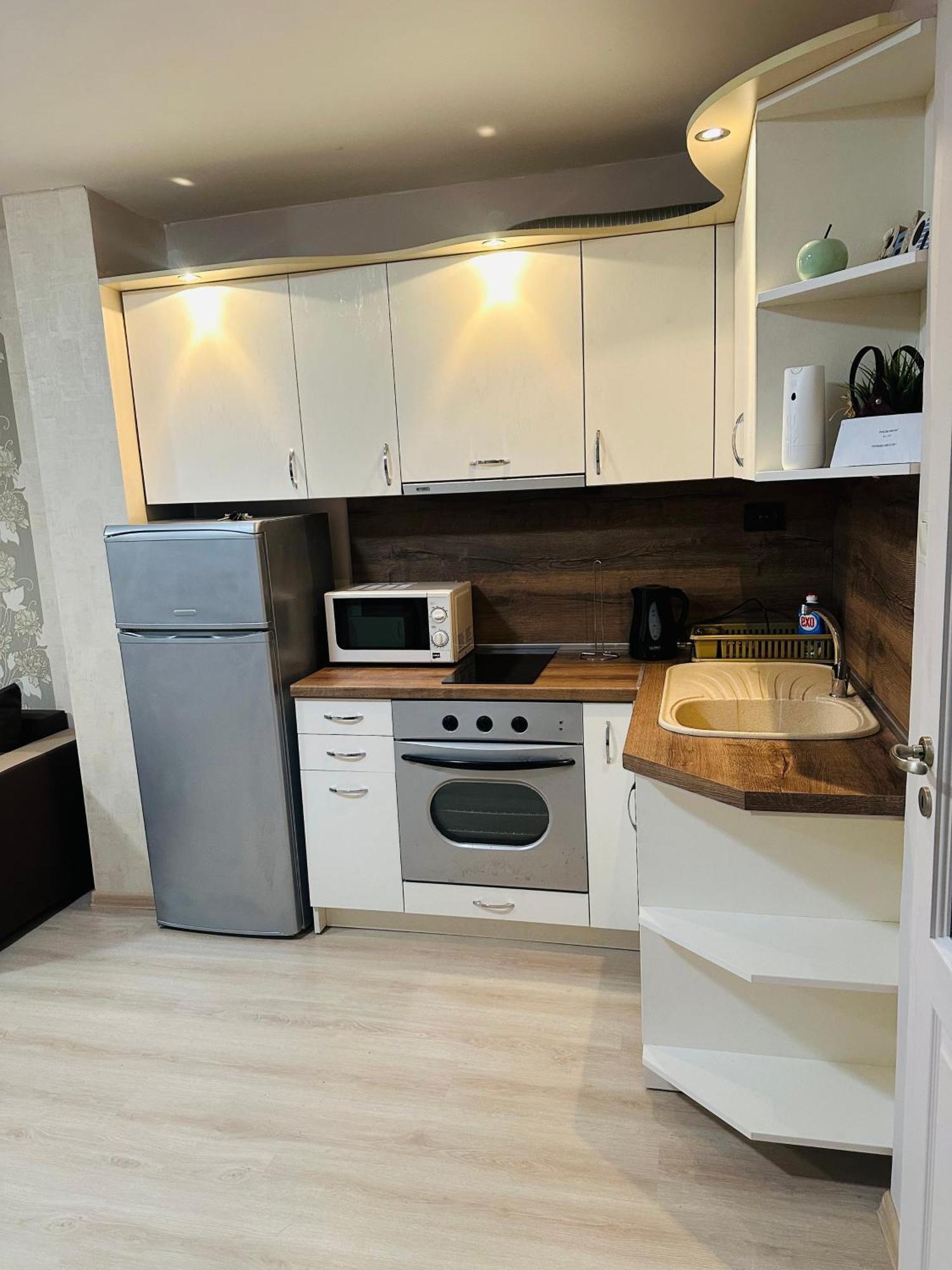 Lux Apartment Sisi Burgas Exteriör bild